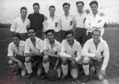 Unknown football team, possibly Williamstown.
