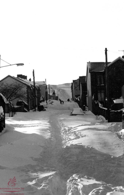Belgrave Street: Snow Scene