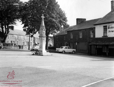 Miskin Arms, August 1962