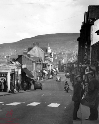 A View of Dynevor Street, 1957