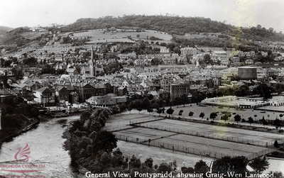 General view of Pontypridd showing Graigwen and
