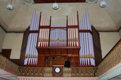  Calfaria Chapel,Aberdare: organ