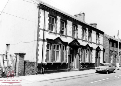 Former Blandy Hotel, November 1977