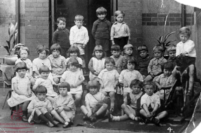 Bronllwyn Primary School, Circa 1920's