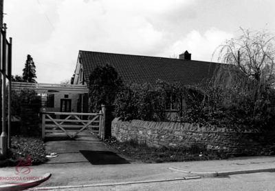 Cottage, Heol Miskin, March 1977