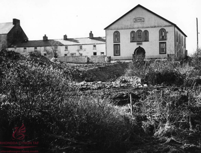 Bethel Chapel and Bethel Place, April 1973