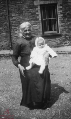 Aberdare
Midwife Ann Davies photographed in